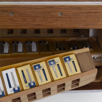 Paolo Soprani Super Paolo mod. "UNICA" 41/120/4°- 5° LMMM , (cassotto), bianco e oro