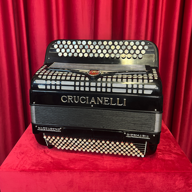 USATO - Crucianelli made by Nazzareno Piermaria...