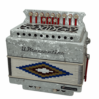Il Mazzantino mod. Studio 12 notes, 2 basses, 3 reeds. Tuning D, White